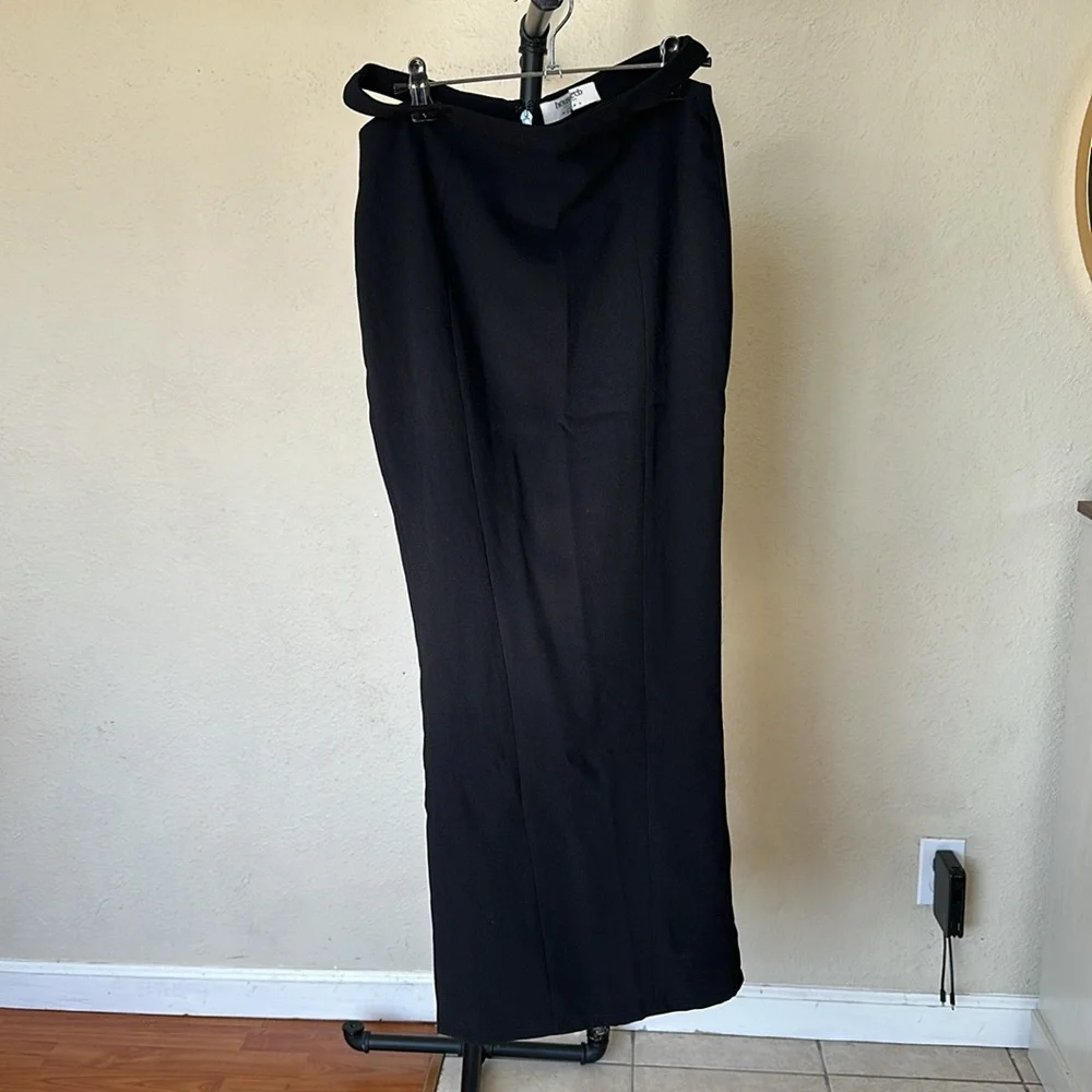 NWOT House Of Cb Martinez Maxi Black Skirt‎ Cut Out Size S